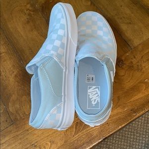 Pair of brand new vans, never worn!